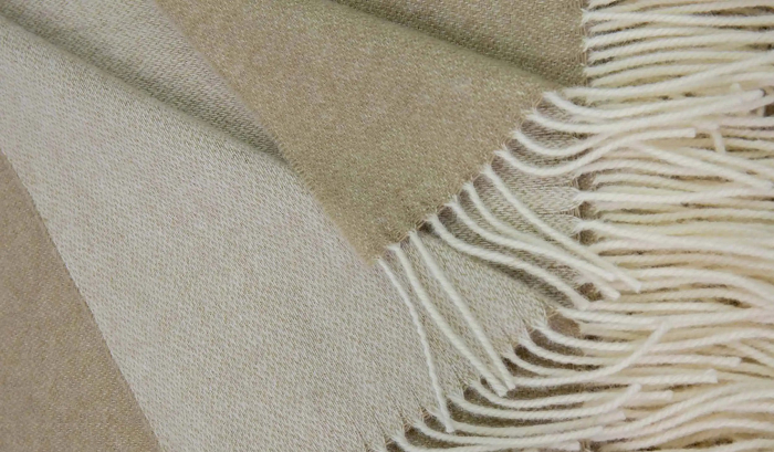 Heimdall Norway - stort ullpledd - risør - white pale kaki