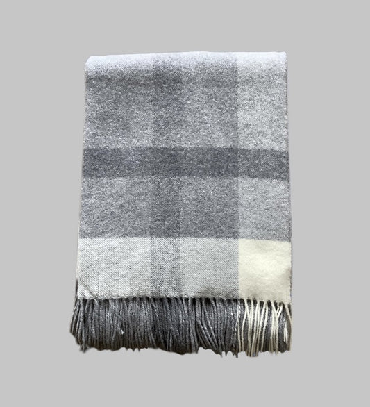 Heimdall Norway - stort pledd i cashmere - merino ull - Briskeby - lys grå