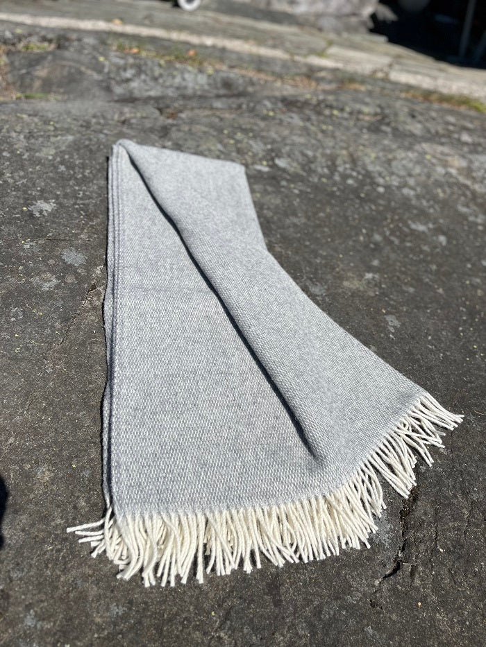 HEIMDALL NORWAY BLANKET - HÅRTEIGEN - 100% PURE NEW WOOL - GRAY