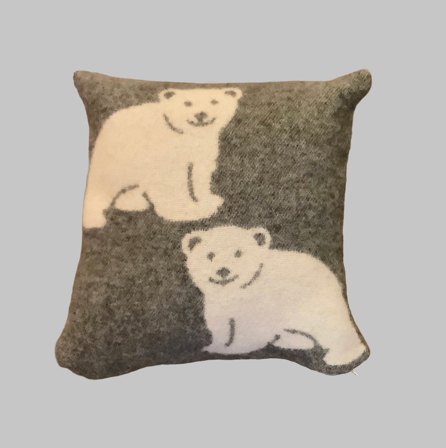 Heimdall Norway - pute ull - isbjørn motiv - grå nature